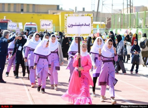 گزارش تصویری اختتامیه یازدهمین المپیاد دانش آموزی در آبادان