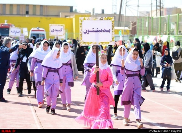 گزارش تصویری اختتامیه یازدهمین المپیاد دانش آموزی در آبادان