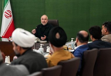 قالیباف: نحوه اجرای طرح کالابرگ الکترونیک باید اصلاح شود/ نوسانات سالانه نرخ ارز باید در یک بازه مشخص باشد