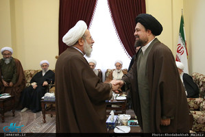 حاشیه تجدید میثاق هیأت رئیسه و اعضای مجلس خبرگان رهبری با آرمان های امام خمینی (س)