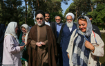 بازدید سید محمد خاتمی از باغ دولت آباد یزد و ابراز احترام گردشگران به رئیس جمهور پیشین ایران