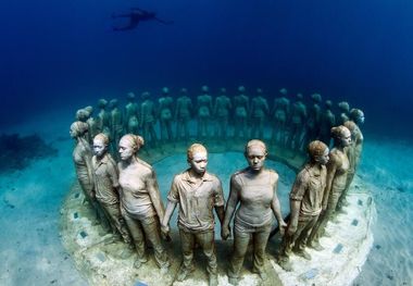 پارک های مجسمه زیرآبی در فرانسه افتتاح می شود