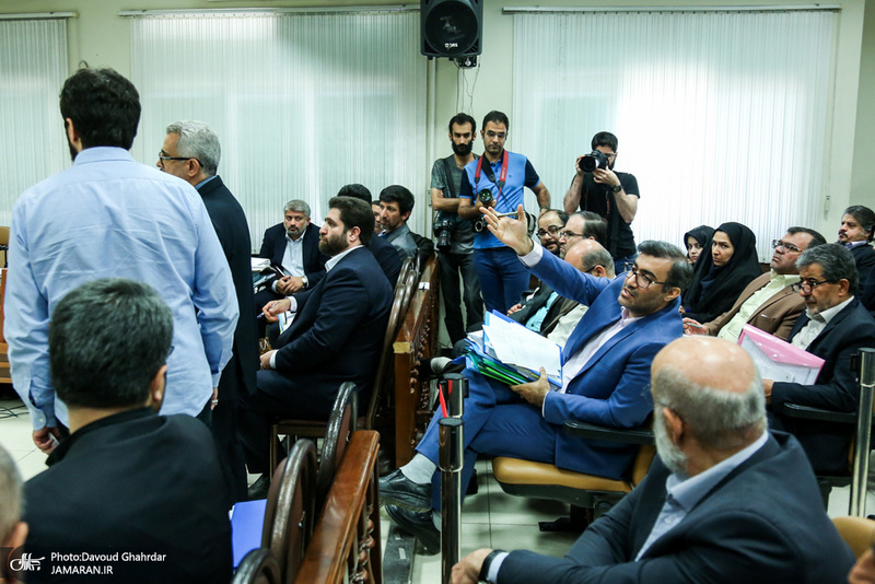 دومین جلسه دادگاه رسیدگی به اتهامات محمدهادی رضوی و متهمان پرونده بانک سرمایه