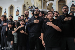 مراسم عزاداری شب شهادت حضرت زهرا (س) در حسینیه امام خمینی(ره)