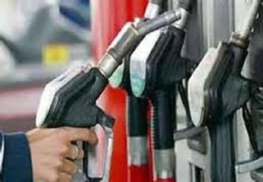 بررسی موضوع آغشتگی بنزین با آب در یکی از جایگاه های رضوانشهر