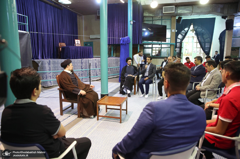 دیدار اعضای تیم ملی فوتبال نوجوانان ایران با سید حسن خمینی