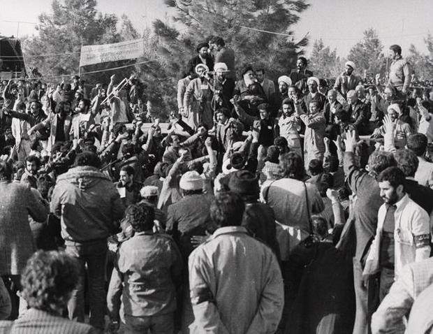  Weekly Topic: Unity always remained Imam Khomeini’s Red Line