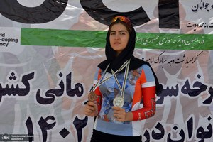 آخرین روز مسابقات دوچرخه سواری قهرمانی کشور جاده بانوان در حرم مطهر امام خمینی(س)