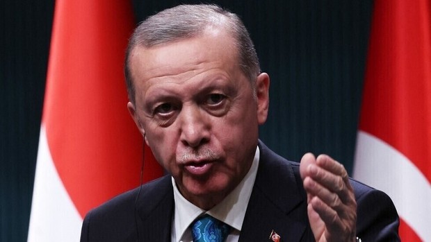 ظاهر شدن اردوغان برای نخستین بار پس از بد شدن حالش+عکس