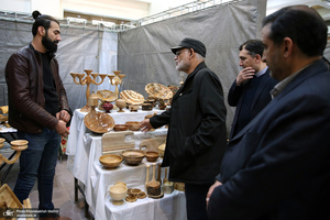 بازدید عضو مجمع تشخیص مصلحت نظام از رویدادهای فرهنگی و هنری بر آستان آفتاب