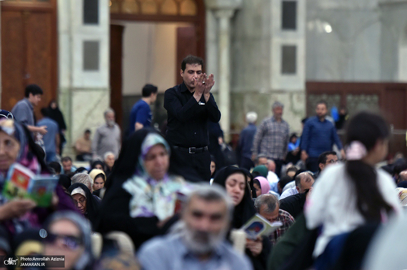 مراسم دعای عرفه در حرم مطهر امام خمینی (س)