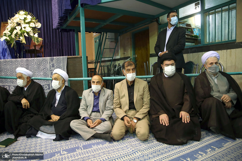 مراسم تشییع حجت الاسلام و المسلمین محتشمی پور در حسینیه جماران