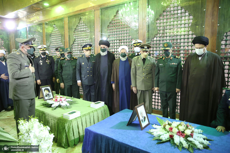 تجدید بیعت فرماندهان ارشد نیروهای مسلح با آرمان های حضرت امام خمینی (س)