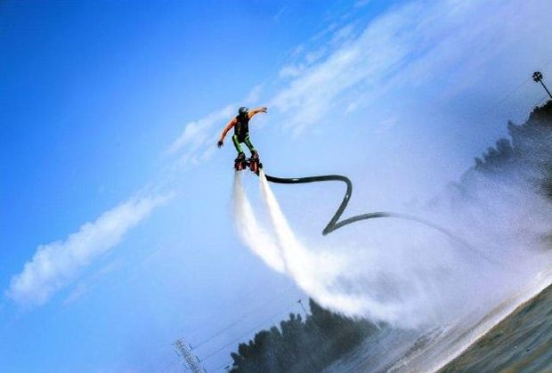 قهرمانی نمایندگان خوزستان و تهران در مسابقات جت اسکی آزاد کشور
