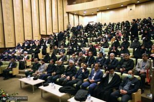 تجلیل از خانواده معظم شهدای خمین در بیت تاریخی امام خمینی