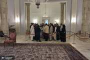 بازدید میهمانان خارجی بزرگداشت امام از کاخ های سعد آباد و برج میلاد