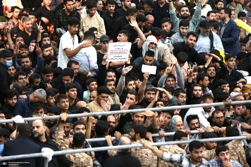 حضور شخصیت‌های سیاسی و مسئولان کشوری و لشکری در مراسم سالگرد ارتحال حضرت امام خمینی (س) -3