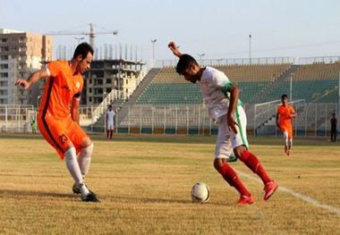 شهرداری بندرعباس در خانه پرسپولیس گناوه را شکست داد