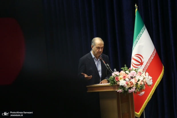 محسن امین‌زاده: به‌ مذاکرات خوش‌بین هستم/ بخش قابل توجهی از دیپلماسی که از وزارت خارجه‌ خارج شده‌ بود، دوباره‌ به وزارت‌خارجه‌ برگشته/ قراردادهای ۲۰ ساله و ۲۵ ساله فقط روی کاغذ است/ اگر با آمریکا به توافق نرسیم، مناسبات ما با کل جهان‌ مشکل‌تر خواهد شد