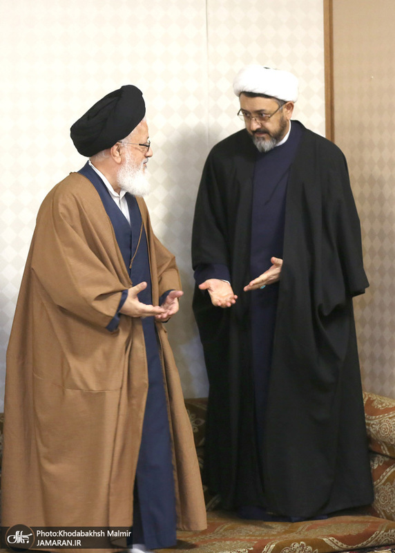 دیدار رئیس و جمعی از معاونان و مدیران مؤسسه تنظیم و نشر آثار امام خمینی(س) با نماینده مقام معظم رهبری در عراق