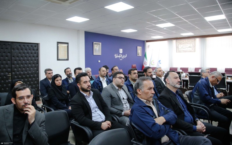 آئین رو نمایی از نسخه چاپی زیارت عاشورا طوماری