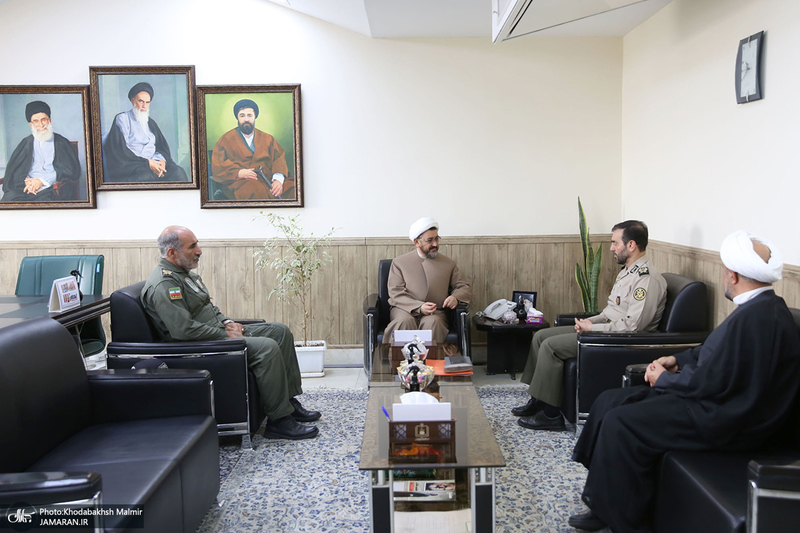 دیدار پیشکسوتان رژه 19 تیر 1358 با رییس موسسه تنظیم و نشر آثار امام خمینی (س)