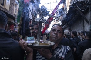 دسته عزاداری سنتی در کشمیر ھند