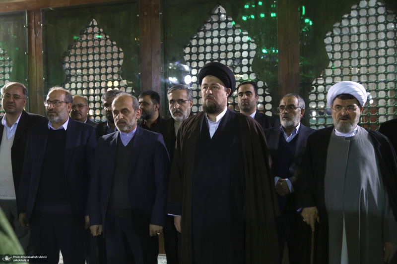 تجدید میثاق رئیس و جمعی از مدیران سازمان صداوسیما با آرمان‌های امام خمینی(س)-2