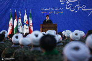 گردهمایی سراسری بسیج دانشجویی و طلاب در حرم مطهر امام خمینی (س) - 2