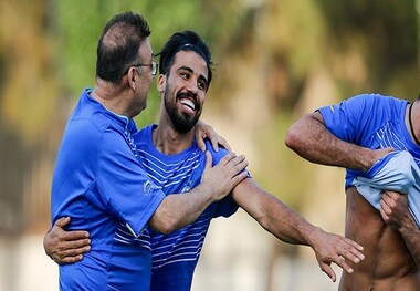 جلسه دشتی با مدیرعامل استقلال
