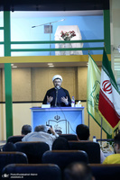 محفل شعر «حضور» در غرفه موسسه تنظیم و نشر آثار امام خمینی(س) نمایشگاه قرآن کریم