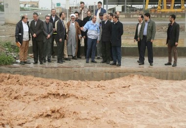 رئیس مجلس شورای اسلامی از مسیل رودخانه قمرود قم بازدید کرد