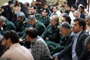 دیدار اعضا و دست اندرکاران ستاد مرکزی سی و ششمین سالگرد بزرگداشت امام خمینی با سید حسن خمینی