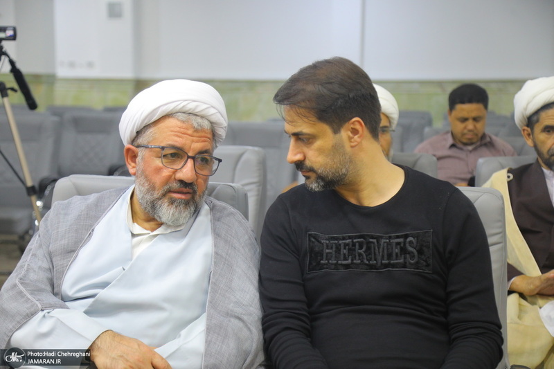 نشست «قرآن و عترت، محور اتحاد مسلمانان در اندیشه امام خمینی(س)» به زبان اردو