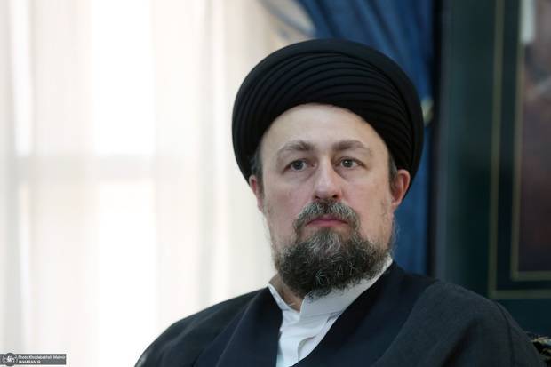 رسالة تهنئة حجة الإسلام و المسلمین السید حسن الخمینی، إلى آیة الله السید مجتبى الخامنئی ، بمناسبة انتخابه قائدا للثورة الإسلامیة