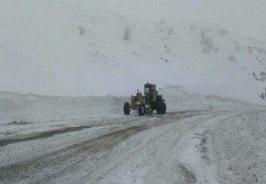 2 هزار و 780 کیلومتر باند از جاده های استان مرکزی برفروبی شد